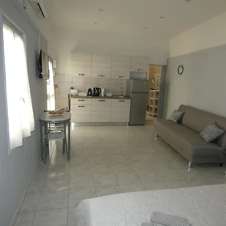 Terry's House Apartment *